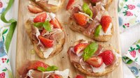 Aardbeien crostini